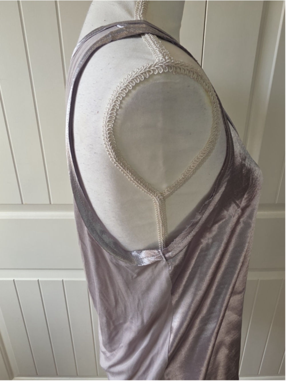 Reiss Metallic Silver Sleeveless Tank Top Sz M Shimmer Scoop Neck Quiet Luxury - Picture 7 of 10
